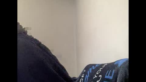 Snapshot of creame_sensation chatting on December 6, 4:17 pm PHANTOMTARGARYENXXX online show from December 6, 4:17 pm