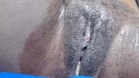 creamybabes0 online show from December 20, 5:36 am