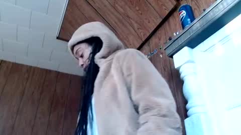 CreamyExotica online show from January 16, 5:33 pm