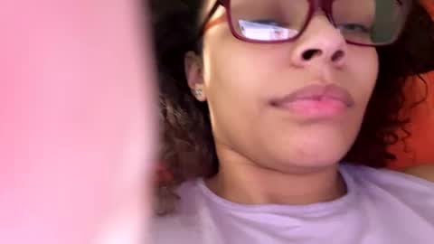 creamymarie online show from December 4, 8:51 pm