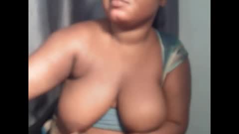 creamyposh1 online show from November 15, 4:32 am