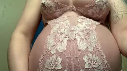 Breed me daddy  online show from December 21, 5:53 pm