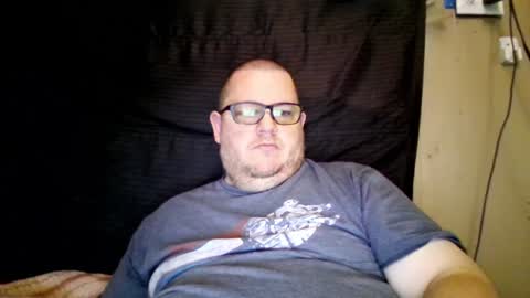 Snapshot of creeeping_death chatting on December 2, 8:22 pm The hopeless romantic online show from December 2, 8:22 pm