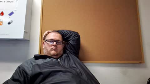 Snapshot of creeeping_death chatting on January 26, 4:41 am The hopeless romantic online show from January 26, 4:41 am