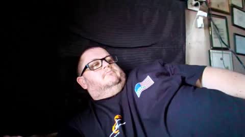 Snapshot of creeeping_death chatting on September 12, 6:52 pm The hopeless romantic online show from September 12, 6:52 pm