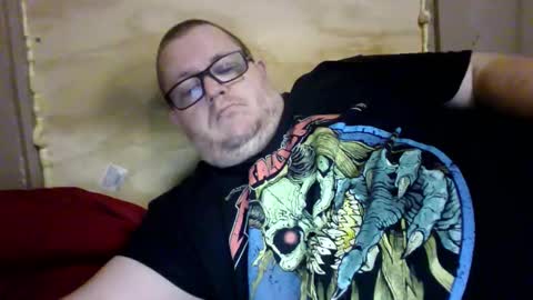 Snapshot of creeeping_death chatting on November 29, 10:02 pm The hopeless romantic online show from November 29, 10:02 pm