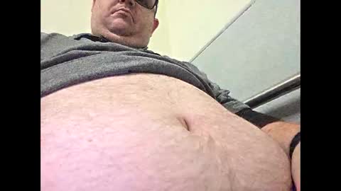 Snapshot of creeeping_death chatting on February 5, 11:20 pm The hopeless romantic online show from February 5, 11:20 pm