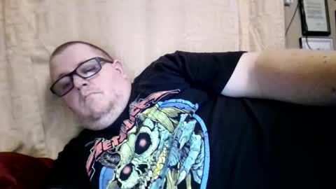 Snapshot of creeeping_death chatting on February 12, 9:26 am The hopeless romantic online show from February 12, 9:26 am