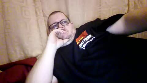 Snapshot of creeeping_death chatting on February 16, 3:46 am The hopeless romantic online show from February 16, 3:46 am