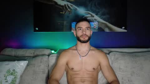 CRHISTIAN online show from February 25, 3:16 am