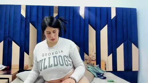 Criistaal   online show from March 8, 8:33 am