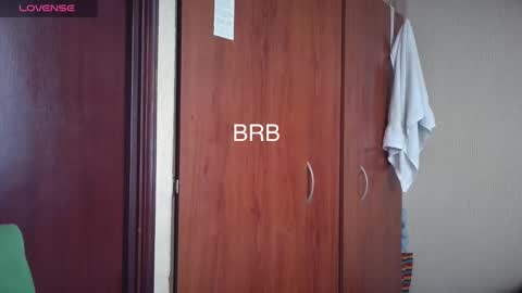 cris2428 online show from January 17, 10:35 pm