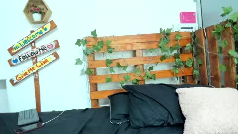 cris_dulce online show from May 22, 8:36 pm