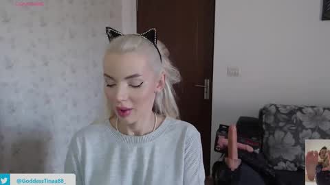 cris_tinne online show from October 26, 7:47 am