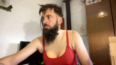 Snapshot of crisbearded chatting on November 2, 3:47 pm Eldelabarba online show from November 2, 3:47 pm