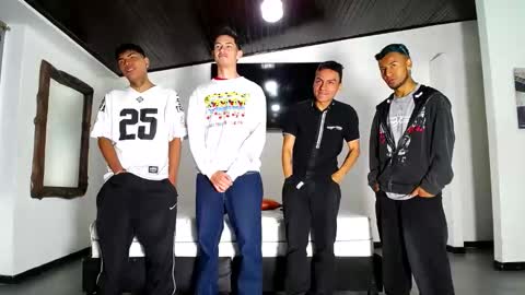 crismens online show from October 4, 11:41 am