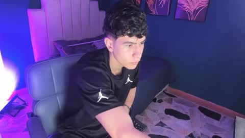 Cris online show from February 24, 12:14 pm