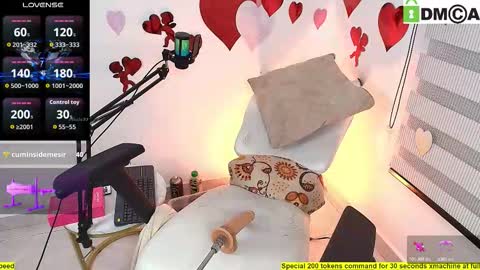  Criss Evans  online show from February 17, 8:59 pm