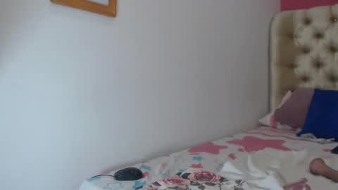 cristal_aron online show from February 16, 12:30 am