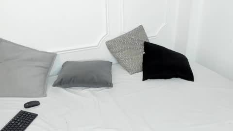 Cristal  online show from February 22, 8:09 pm