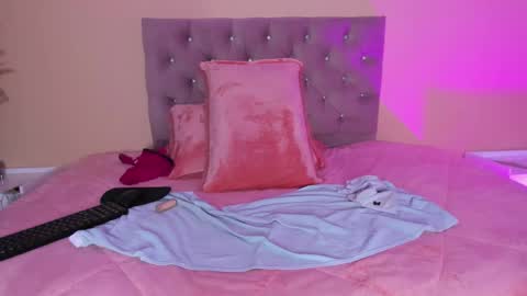 Cristal online show from October 19, 10:16 am