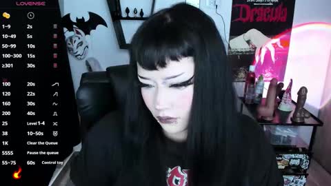 Snapshot of cristal_kosh chatting on September 29, 12:43 pm Cris online show from September 29, 12:43 pm