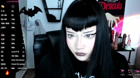 Cris online show from February 19, 9:00 pm