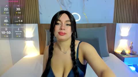 Snapshot of cristal_priincess chatting on October 22, 1:55 pm Cristal online show from October 22, 1:55 pm