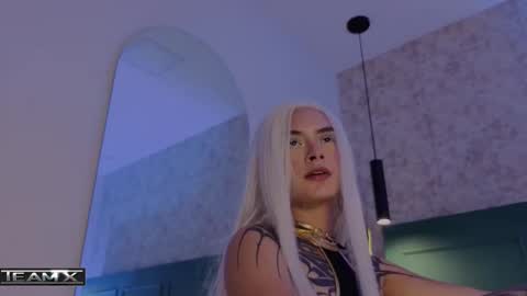 Cristal  online show from October 31, 1:56 pm