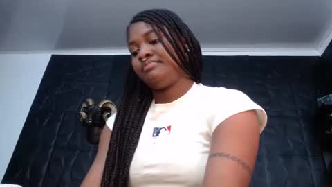 Snapshot of cristal_smith06 chatting on September 24, 5:00 am Hanna online show from September 24, 5:00 am