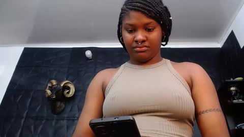 Snapshot of cristal_smith06 chatting on October 23, 12:04 pm Hanna online show from October 23, 12:04 pm