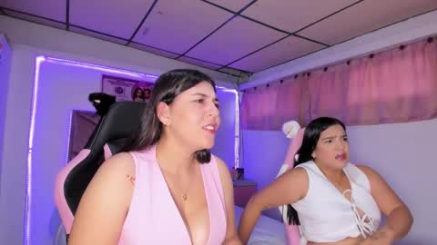 cristal_smith20 online show from March 4, 2:01 pm