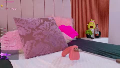 STEFANYIG cristalsubin online show from November 22, 12:15 pm