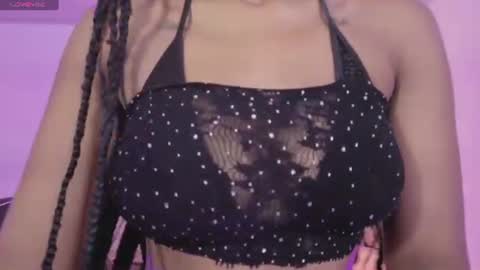 Snapshot of cristalbroke_tay chatting on June 22, 7:33 pm Crystalbroke online show from June 22, 7:33 pm