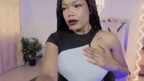 Snapshot of cristalbroke_tay chatting on July 18, 7:28 pm Crystalbroke online show from July 18, 7:28 pm