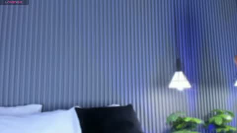 Snapshot of cristalcollinss chatting on June 17, 11:34 am Cristal online show from June 17, 11:34 am