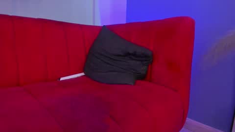 cristalfoxy_ online show from March 10, 11:43 pm