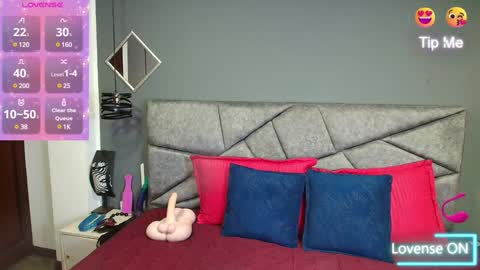 Snapshot of cristalmillf chatting on January 30, 7:37 pm CRISTAL MILF online show from January 30, 7:37 pm