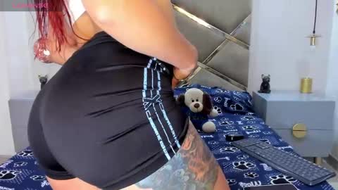  Independent Model online show from February 17, 3:09 pm