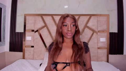 Snapshot of cristhinbrown chatting on September 9, 7:02 pm cristin online show from September 9, 7:02 pm