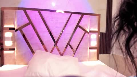 Snapshot of cristhinbrown chatting on February 6, 6:55 pm cristin online show from February 6, 6:55 pm