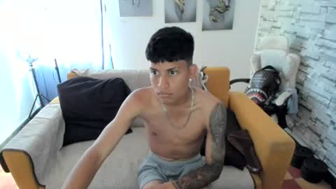 Snapshot of cristian_dosantos chatting on July 29, 2:26 pm cristian dosantos online show from July 29, 2:26 pm