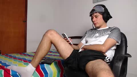 Cristian  online show from December 14, 4:01 am