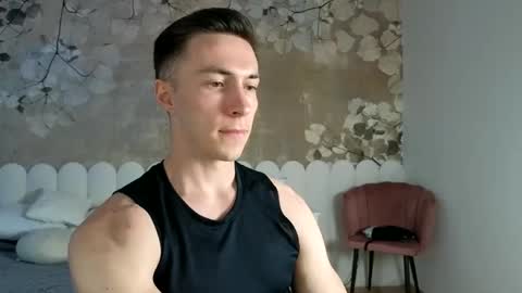 Snapshot of cristianovilla chatting on May 19, 5:30 pm CristianoHailey online show from May 19, 5:30 pm