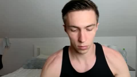 Snapshot of cristianovilla chatting on May 30, 8:06 pm CristianoHailey online show from May 30, 8:06 pm