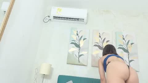 Cris  online show from July 17, 7:08 pm