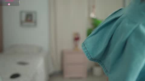 Snapshot of cristinavegas chatting on November 10, 10:25 am ....... online show from November 10, 10:25 am