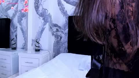 Cristine online show from April 16, 1:01 pm