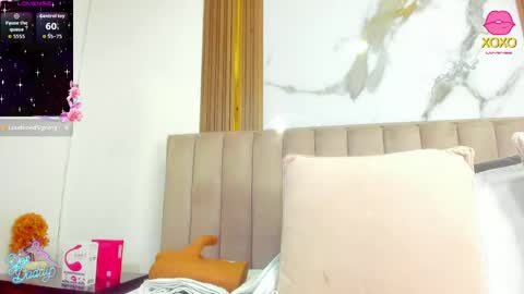 Cristina online show from April 14, 10:43 am