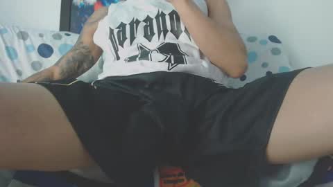 criistofer online show from February 3, 1:52 am